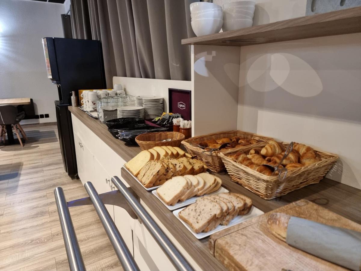 Hotel Restaurant Le Relais - Pau Nord Lons Luaran gambar